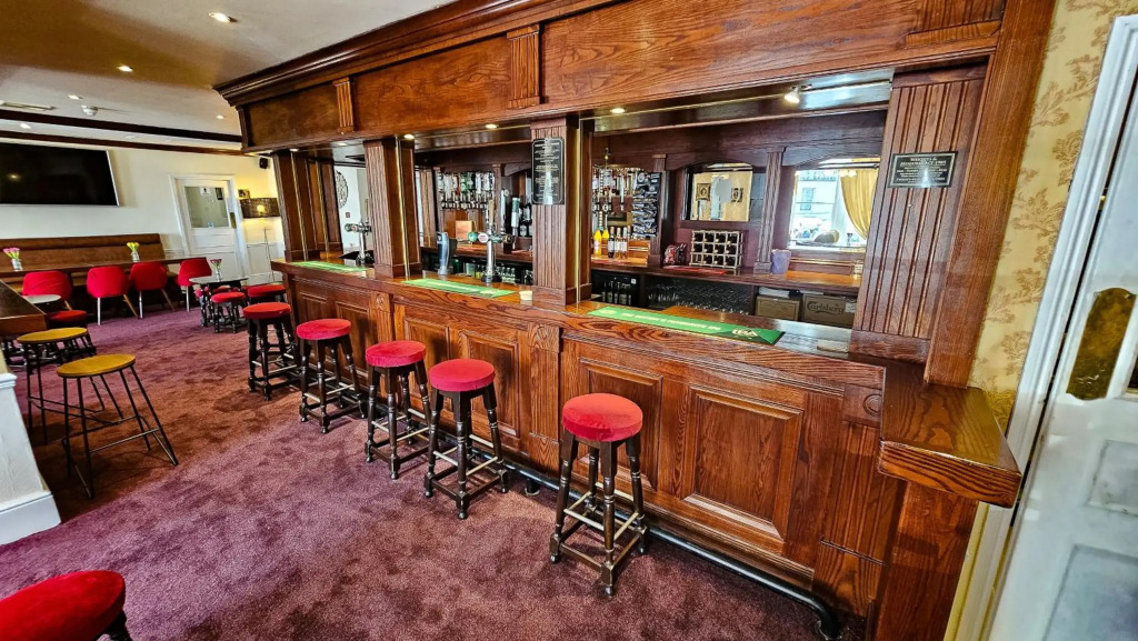 NELSON Hotel