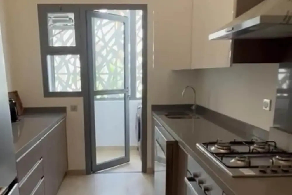 2 Bed Apartment - Balcony, Parking, Wifi