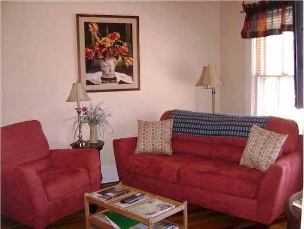 Calhoun House Inn & Suites