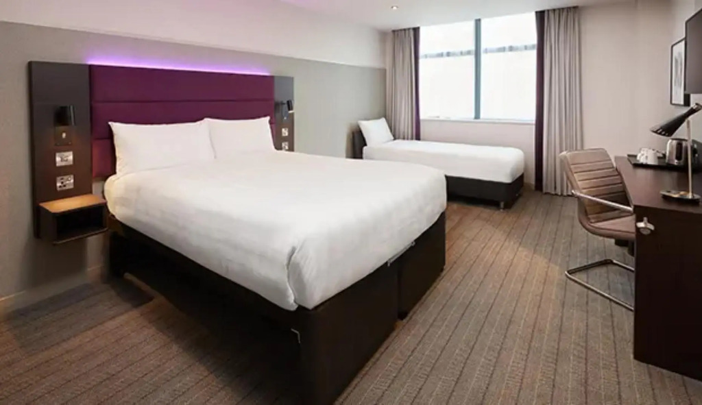 Premier Inn London Southwark - Southwark Station