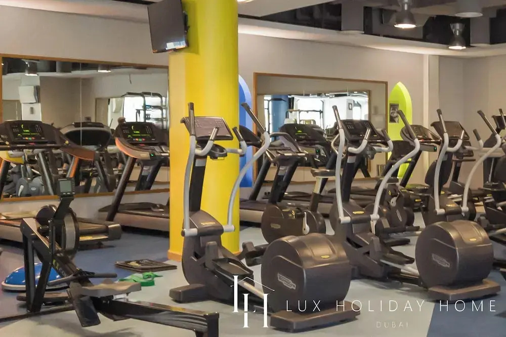 LUX  The Luxurious Central JBR Suite