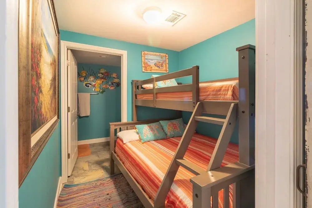 Shores Of Panama 621-sleeps 8, Free Beach Fun! Reserved Parking Space! 2 Bedroom Condo by RedAwning