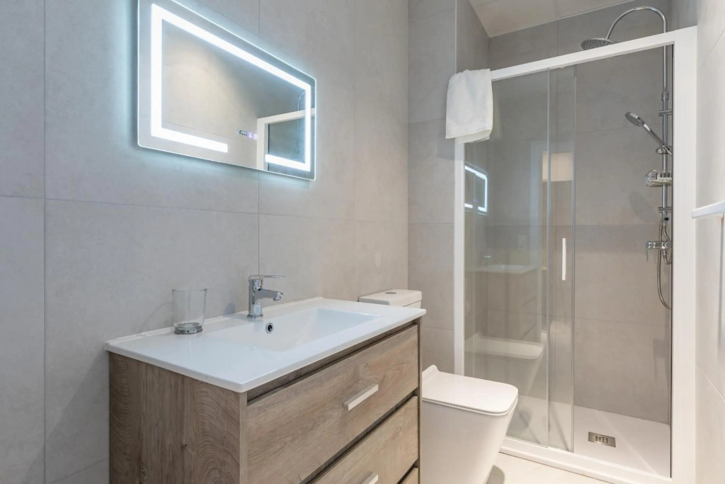 Room close to City Centre