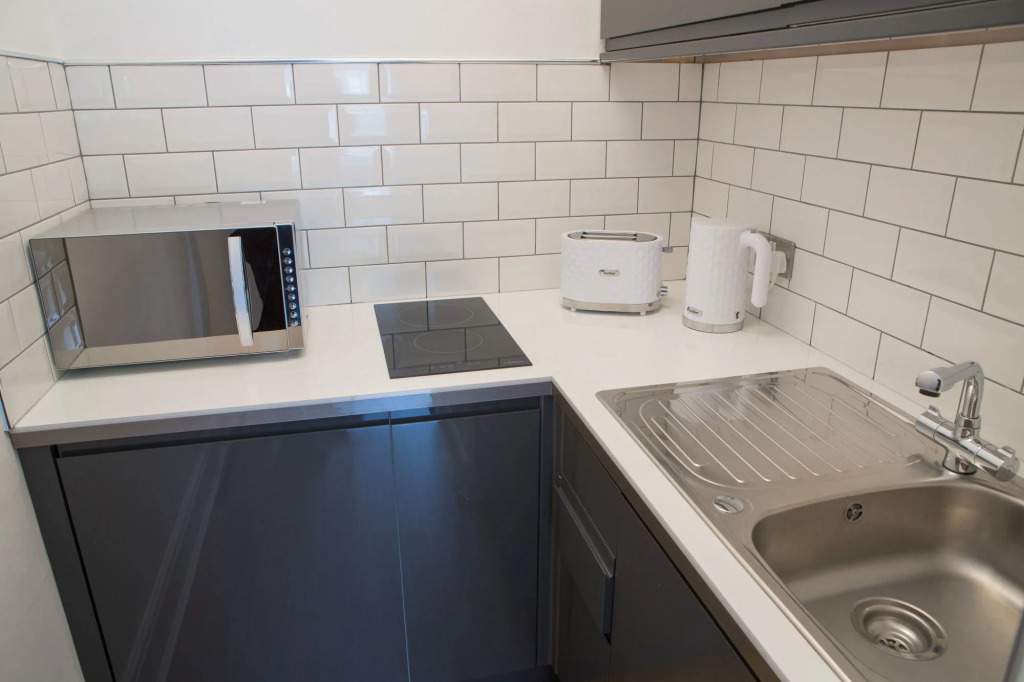 Edinburgh Castle Apartments