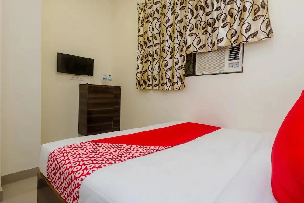 Hotel Everest Inn