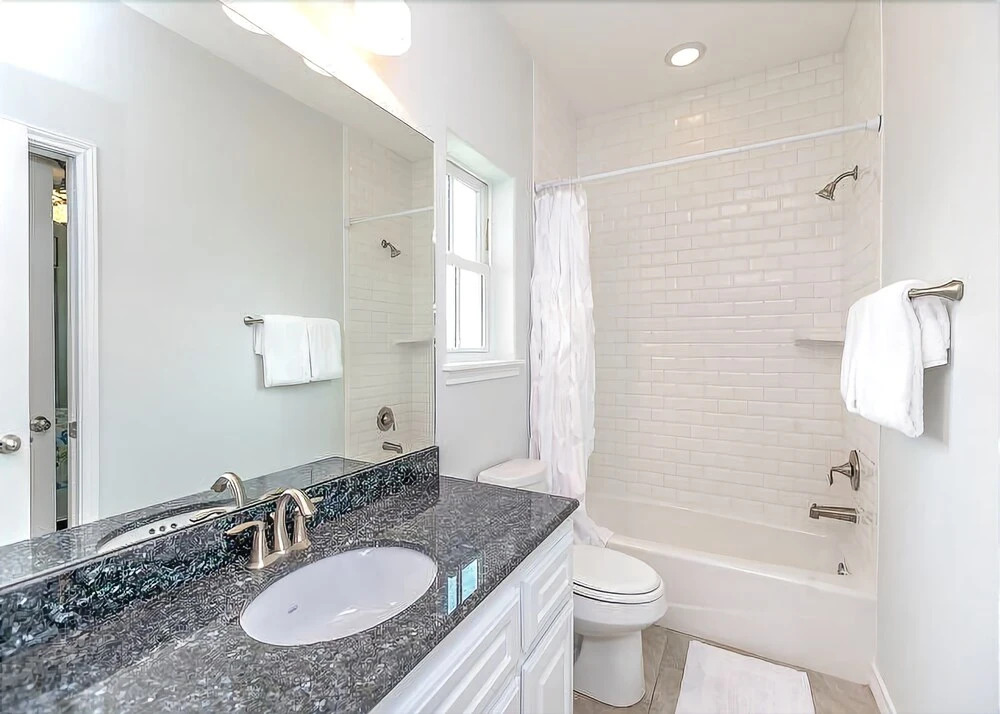 Beach Side - 5 Br Home
