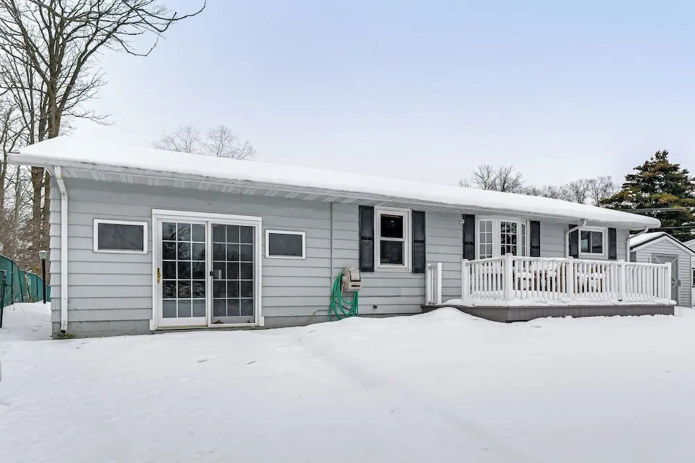 Rice Lake Escape w/ Private Dock: 1 Mi to Main St