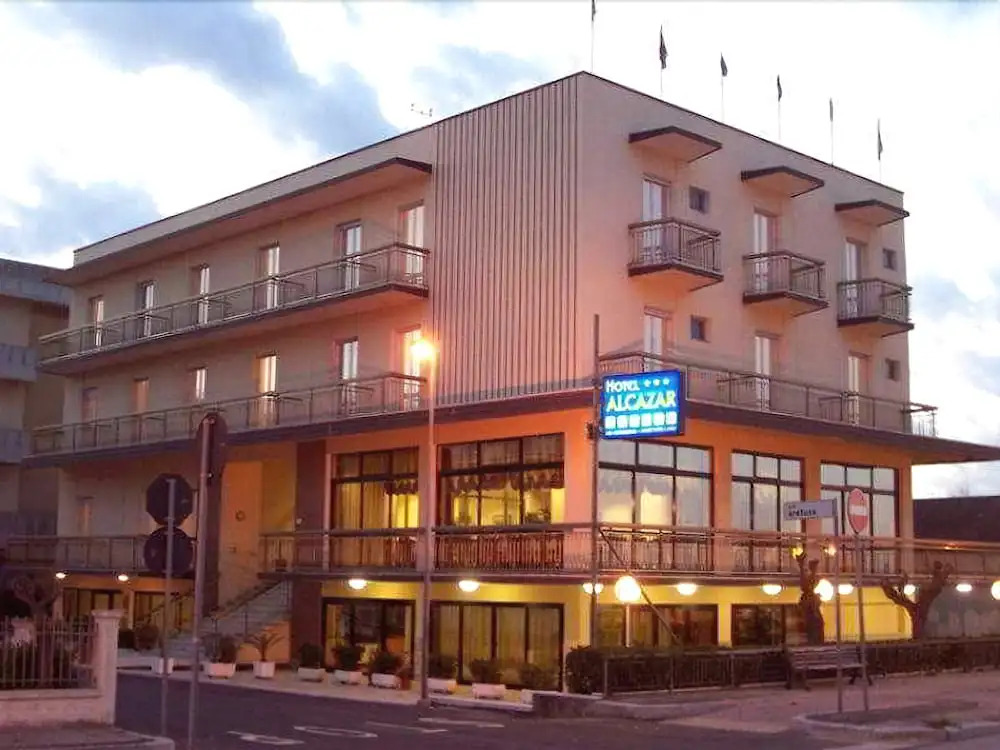 Hotel Alcazar