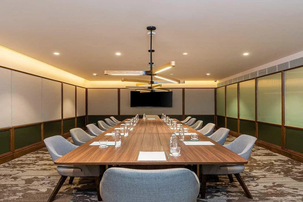 Gardina Asoke Hotel & Residence