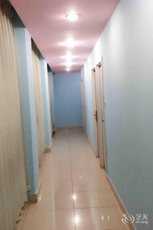 Yangzhou Letu Holiday Hotel