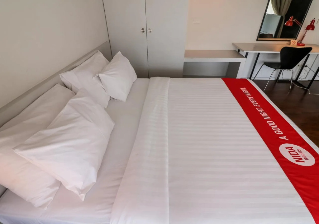 NIDA Rooms Eakamai 72 Shopping Centre