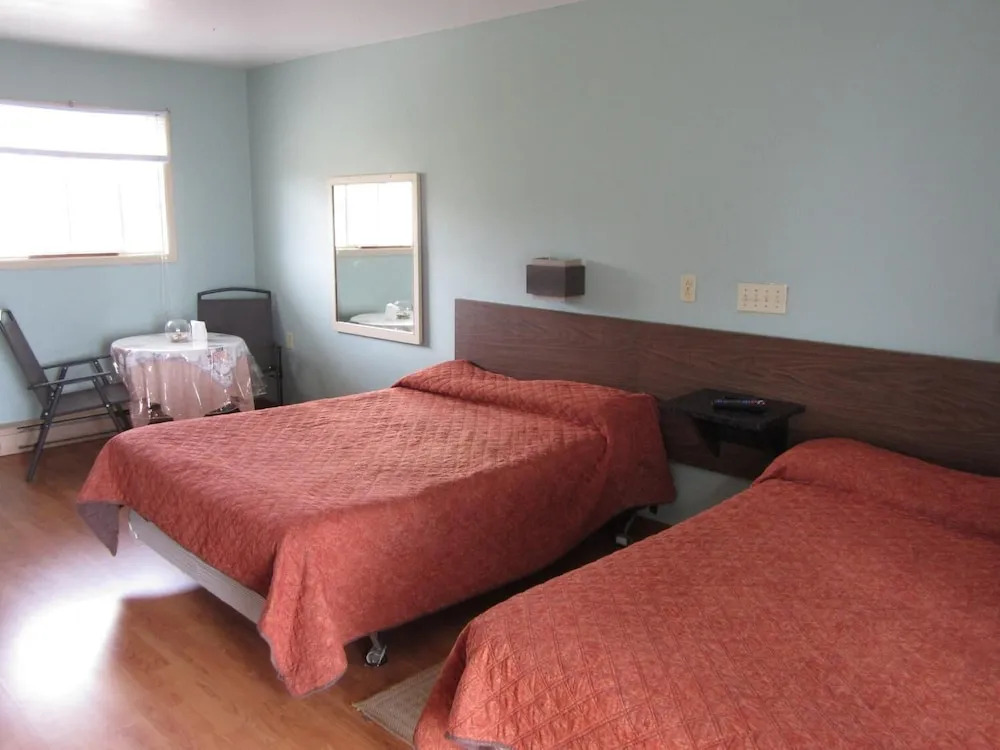 Bay Breeze Motel