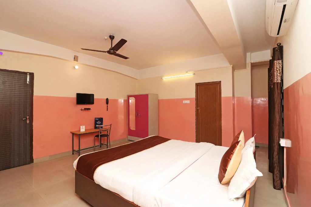 Hotel O Prabha Palace Lodge