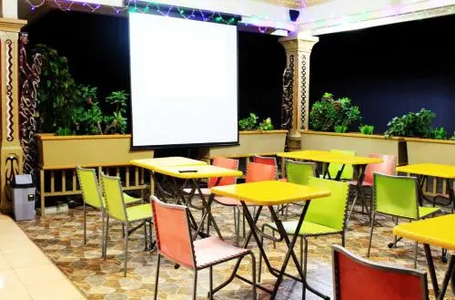 Megaria Hotel