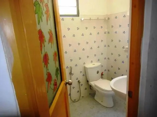 Dhanushka Guest House