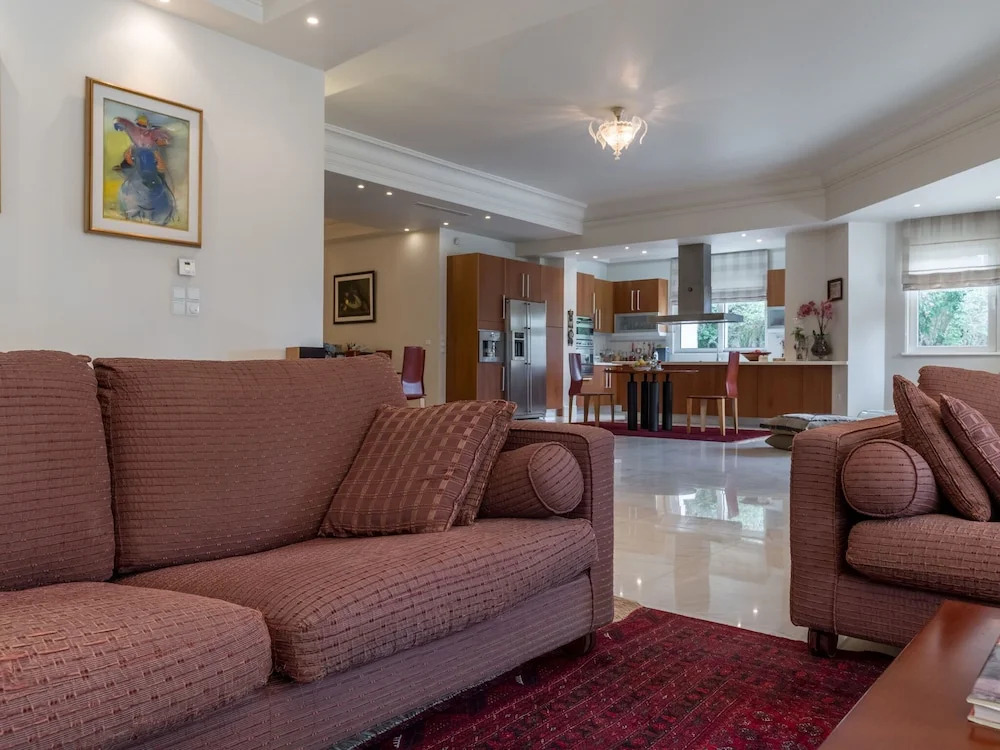 Beautiful Villa in Attica With Sauna