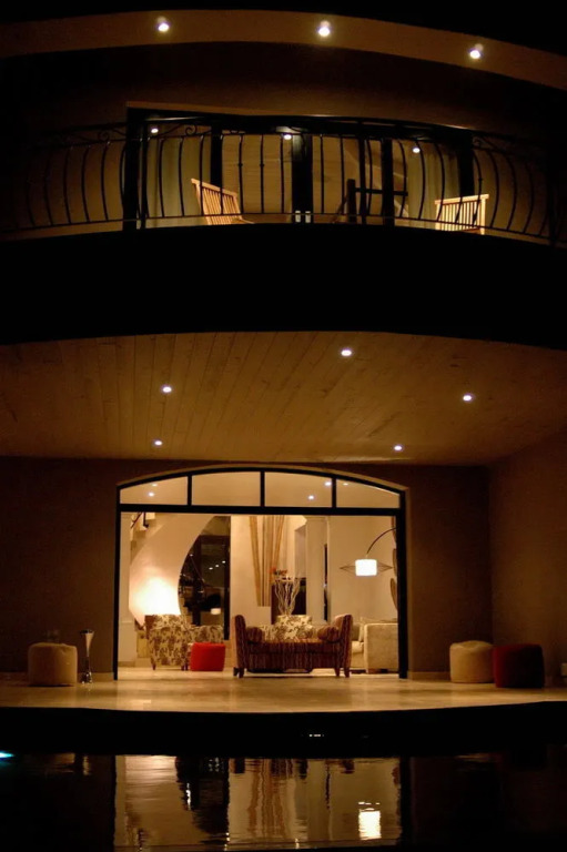 Lodge On The Lake and Wellness Spa