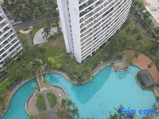 Sanya Red Orange Blue Dragonfly Homestay Hotel (Sanya Bay Haiyue Square Branch)