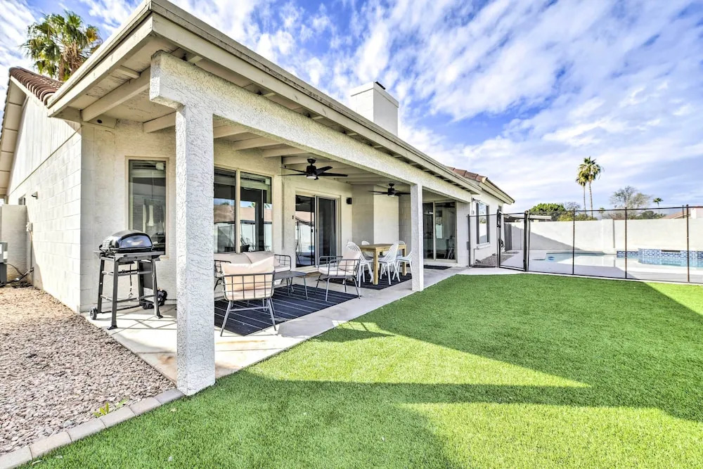 Pool, BBQ & Patio: Gilbert Getaway Near Golfing