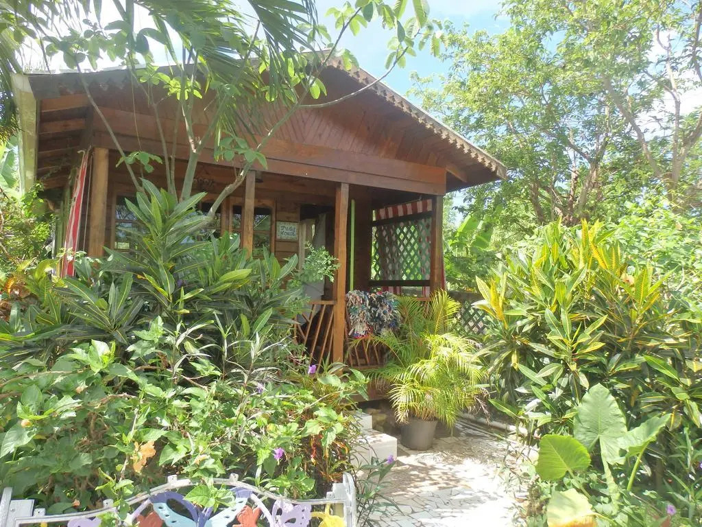 Judy House Cottages and Rooms