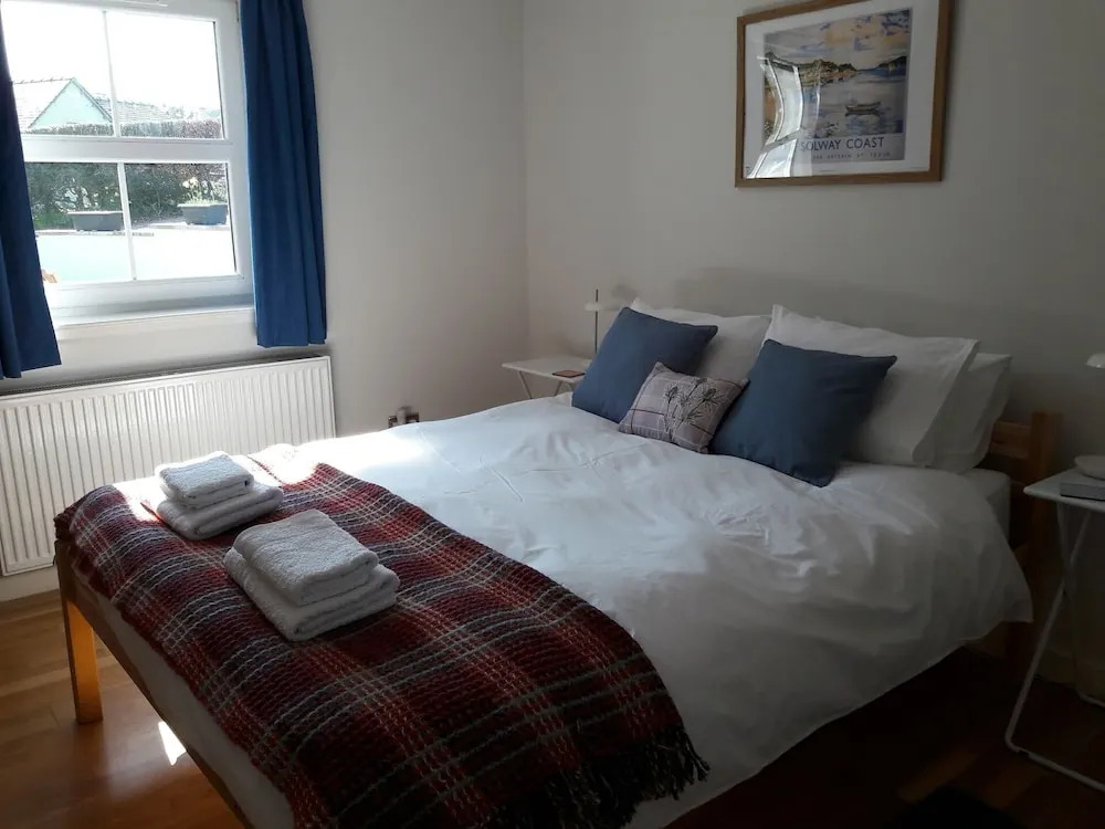 Dog Friendly, 3 Bed Cottage, Near Coast, Scotland