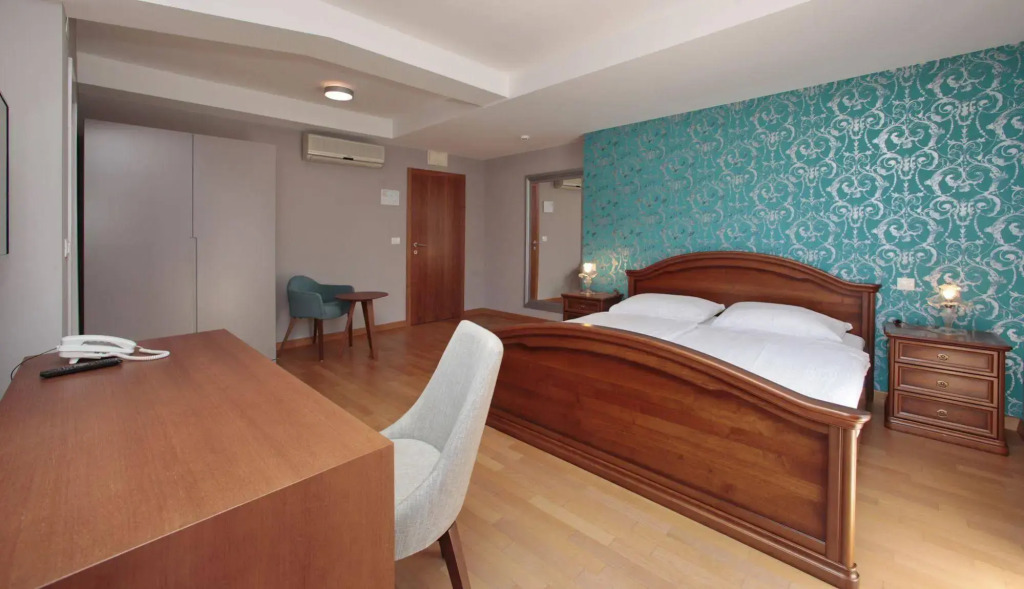 Minerva Hotel