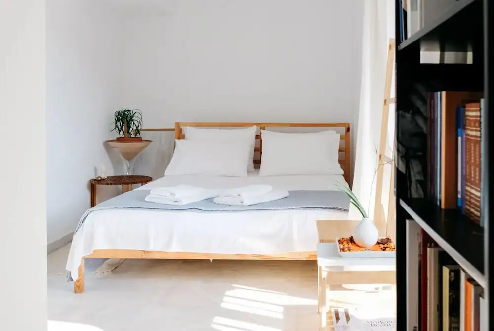 Bright Eco Studios by GHH