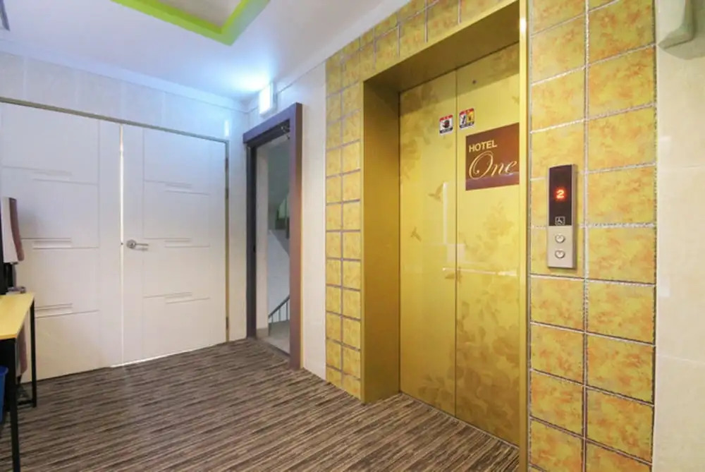 One Motel