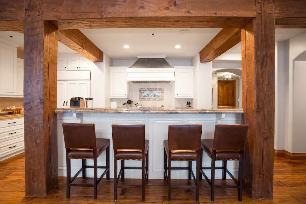 Grand Lodge - Five Bedroom #402 - Ski-in/ski-out 5 Condo
