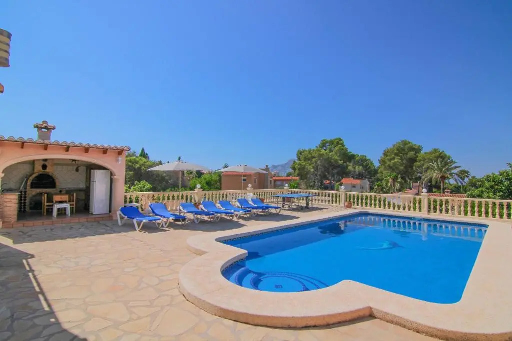 Villa con piscina privada - Carrió 0607