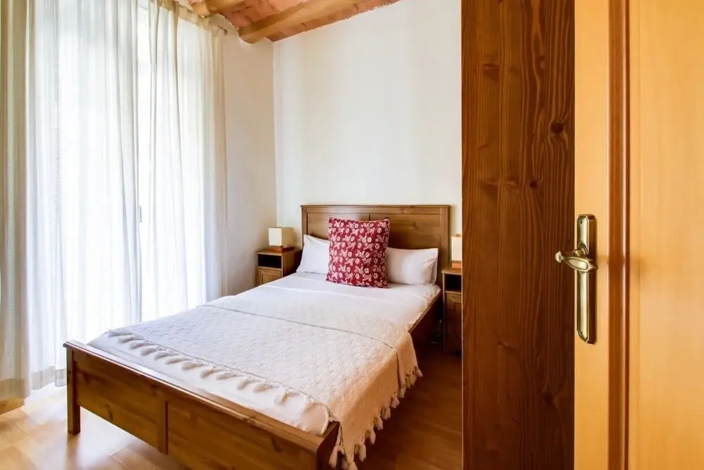 Modern 2 Bedroom in Poble Sec, 7 Minutes to Metro