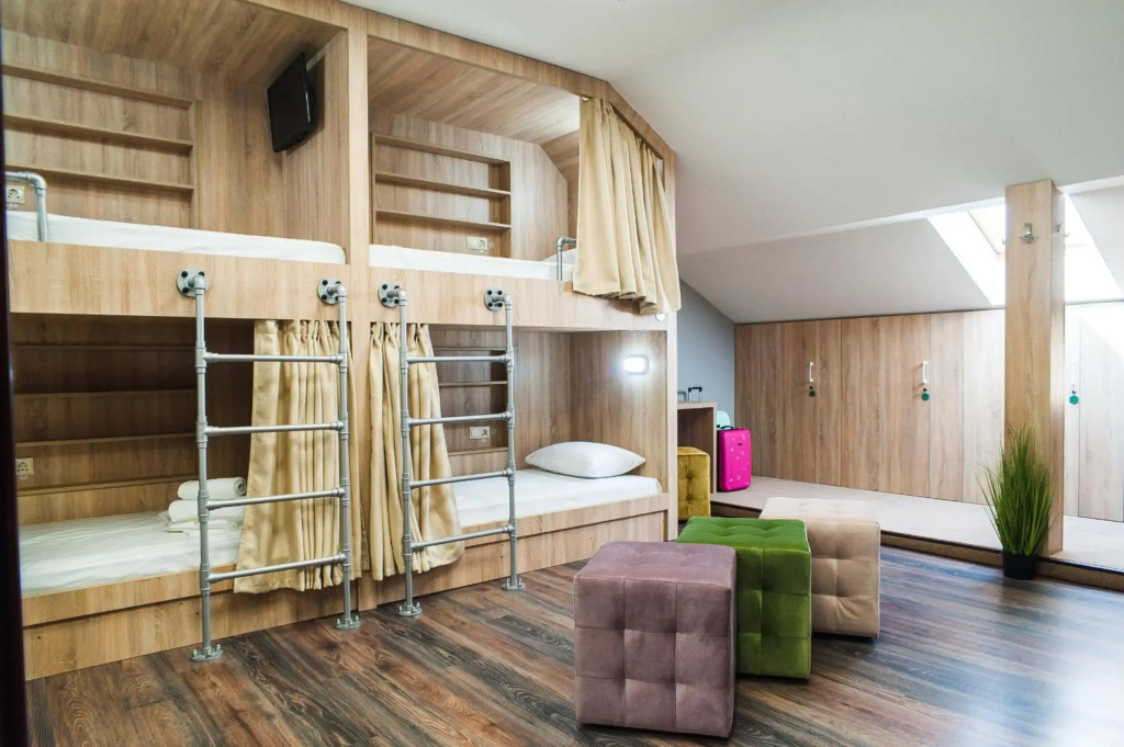 VALIZA HOSTEL