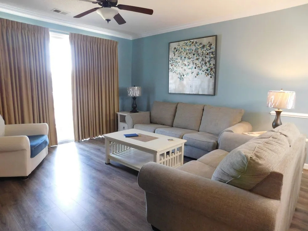 Havens #423 2 Bedroom Condo by Redawning