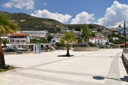 Bujar Apartments