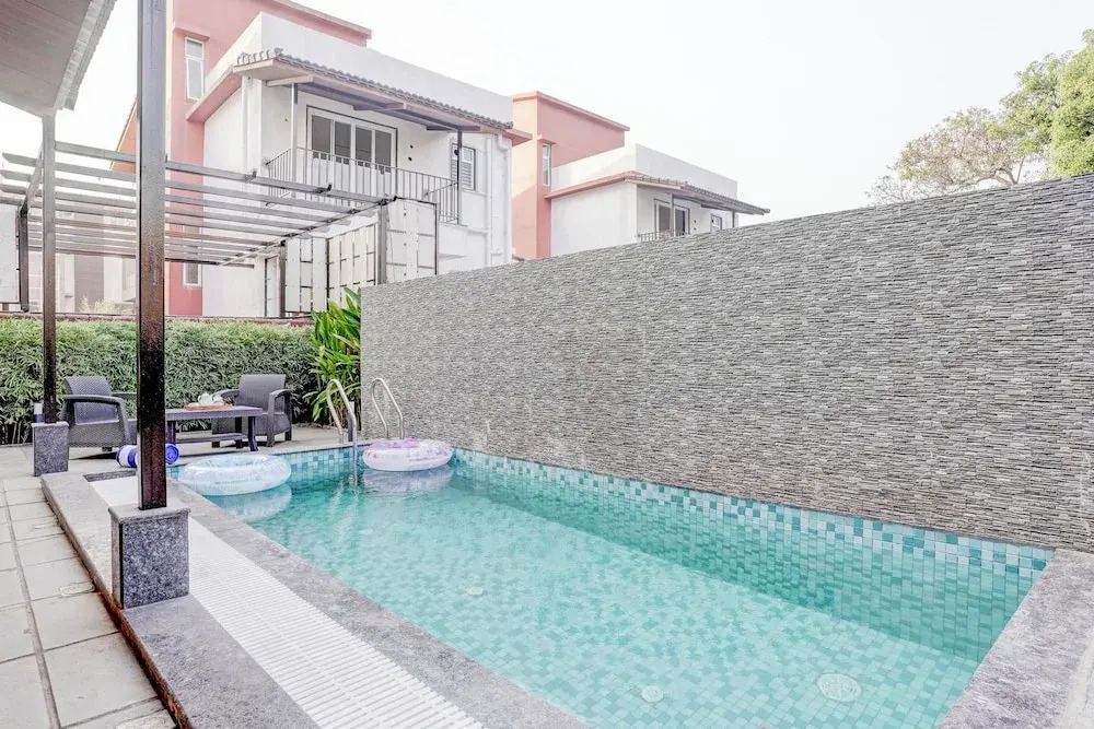 Elivaas Irene Jade 3BHK Pvt Pool Garden with Balconies