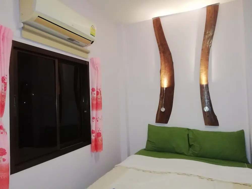 Kamrai Homestay