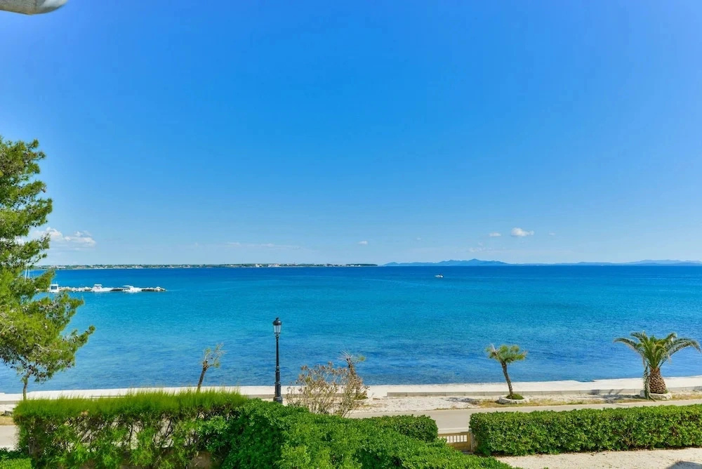 Beachfront Apartment Liveri 3