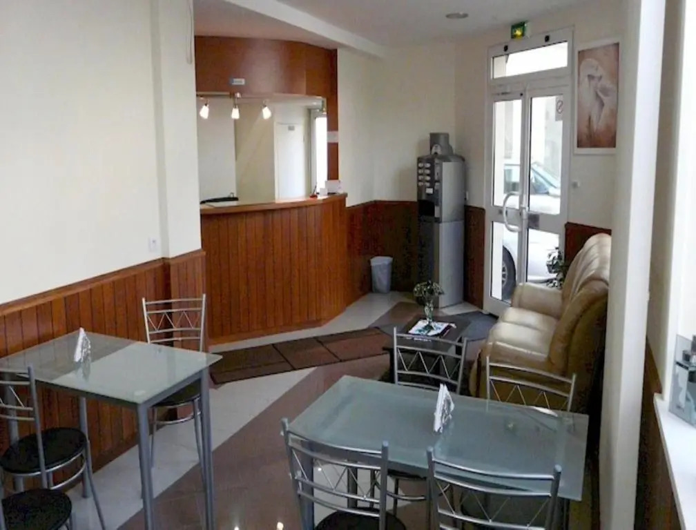 Hôtel des Bains 24h 7j Paris centre à 10 min