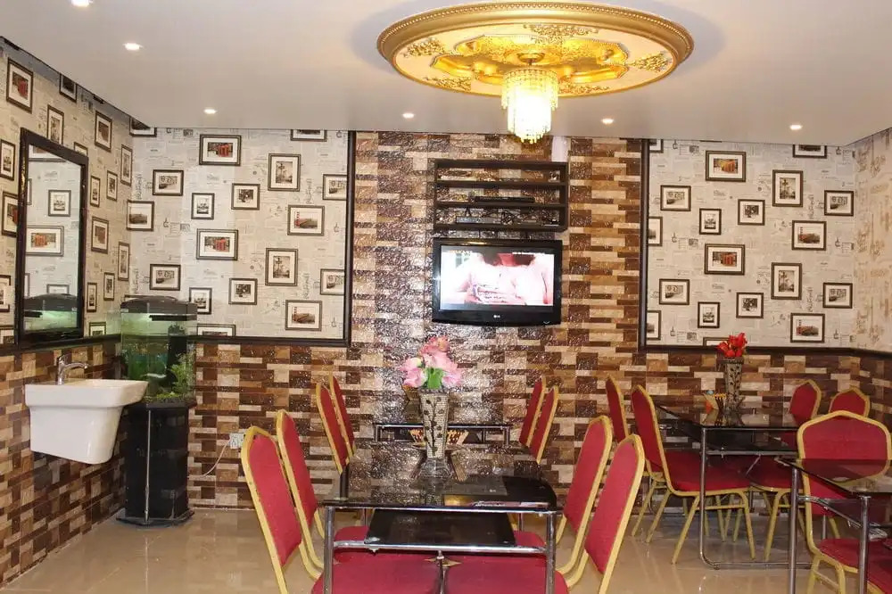 Sutchi Hotel