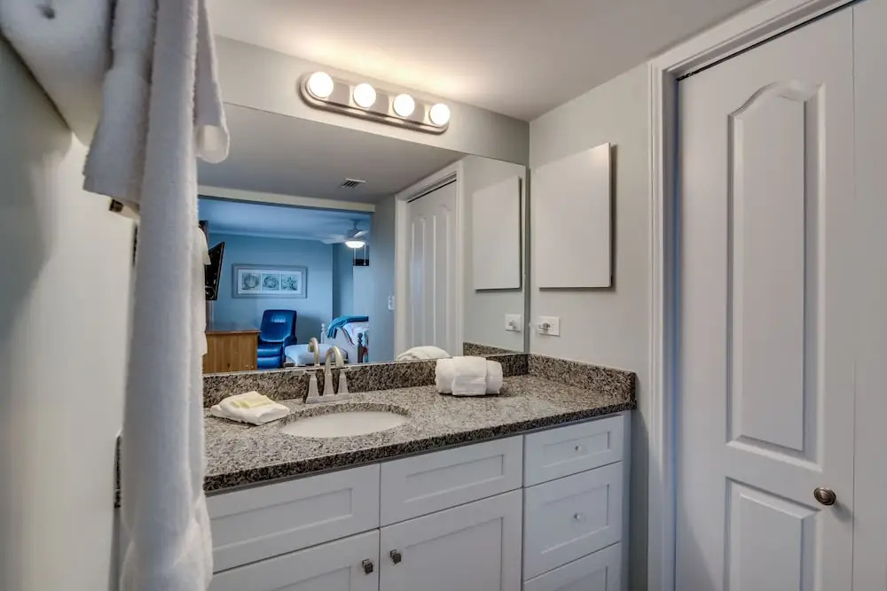 Ocean 1806 - 3 Br Condo