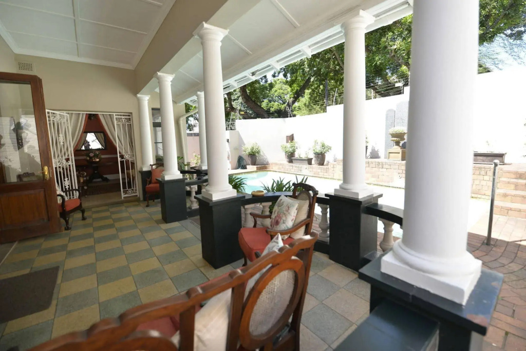 Roseland House