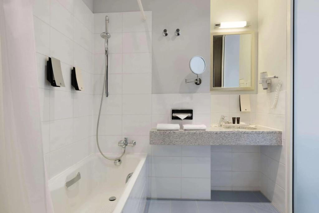 Ramada by Wyndham Frankfurt Central Station