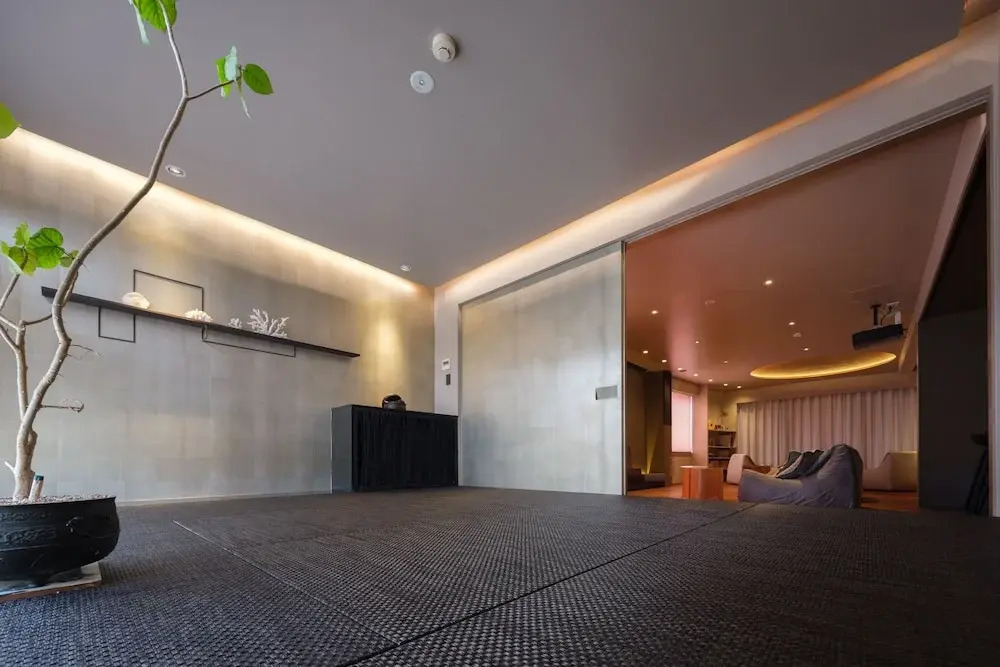 lili villa hayama