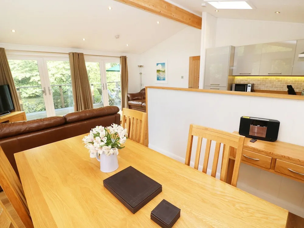 1 Miller's Island, Looe