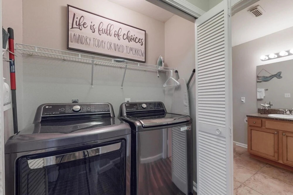 Colony Club U4 - Southern Gulf Charm