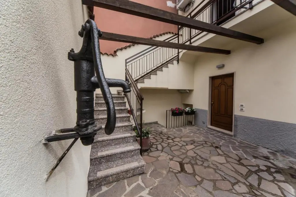 B&B Corte sul Naviglio CIN I T 0 1 5 0 7 0 C 1 3 X U I L Q C V