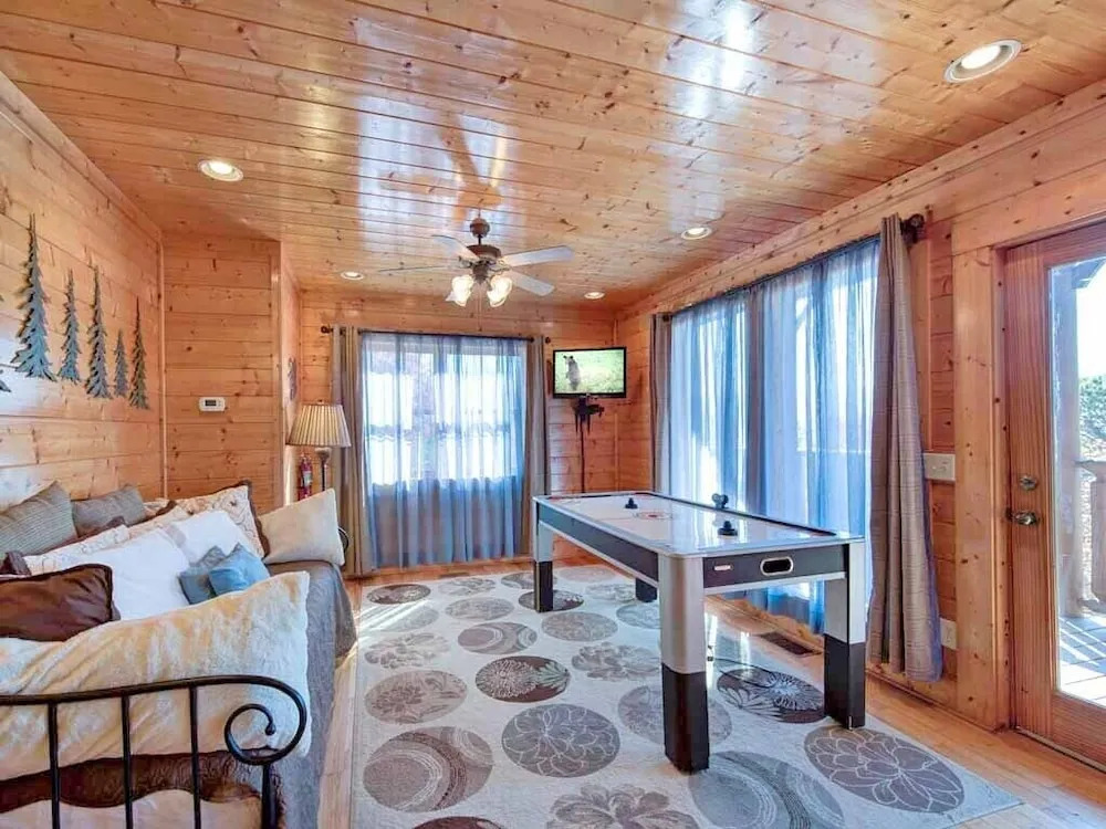Favored by Fortune - Three Bedroom Cabin