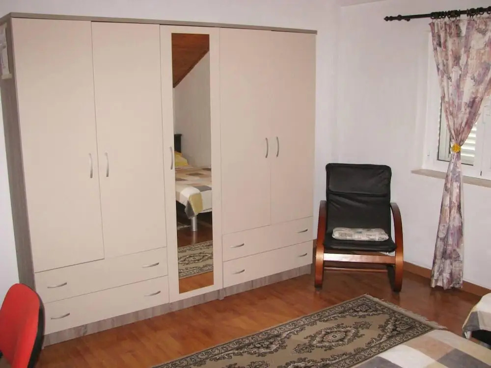 Waterfront Apartment Family Friendly, Ground Level