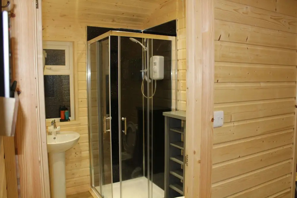 Fianna Log Cabin