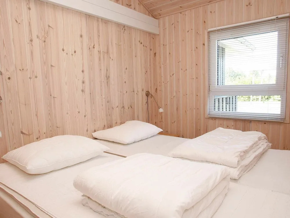 Comfy Holiday Home in Hals With Whirlpool